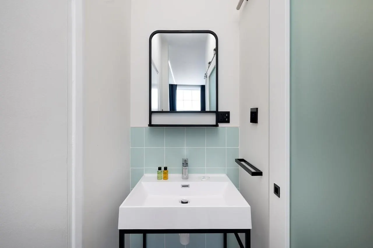 Apartament D8 House Londyn
